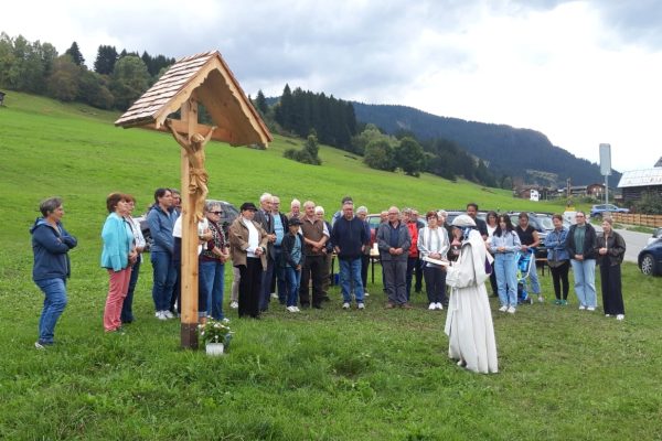 c3e701fd-7304-477d-8014-b1b82f7d85ed